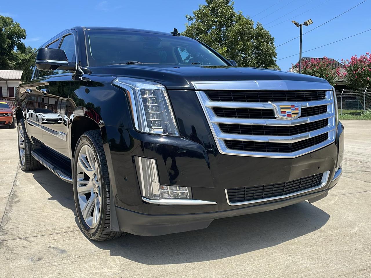 Cadillac Escalade ESV 4WD 4dr Luxury 2020