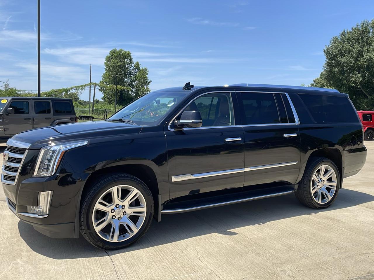 Cadillac Escalade ESV 4WD 4dr Luxury 2020