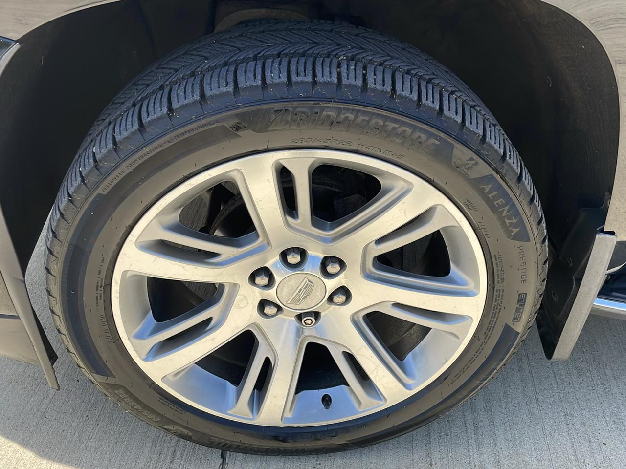 Cadillac Escalade ESV 4WD 4dr Luxury 2020