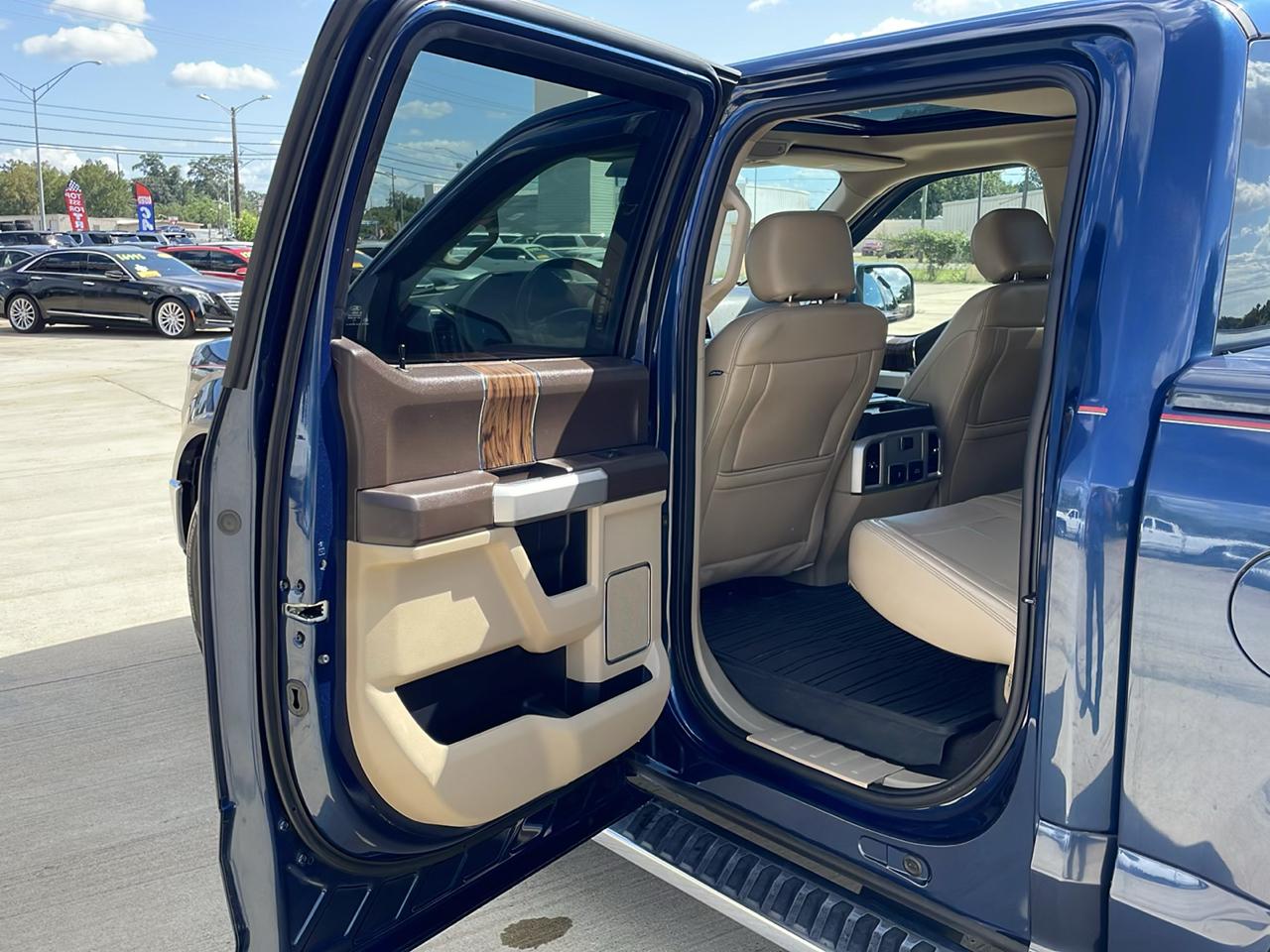 Ford F-150 Lariat 2WD SuperCrew 5.5' Box 2018