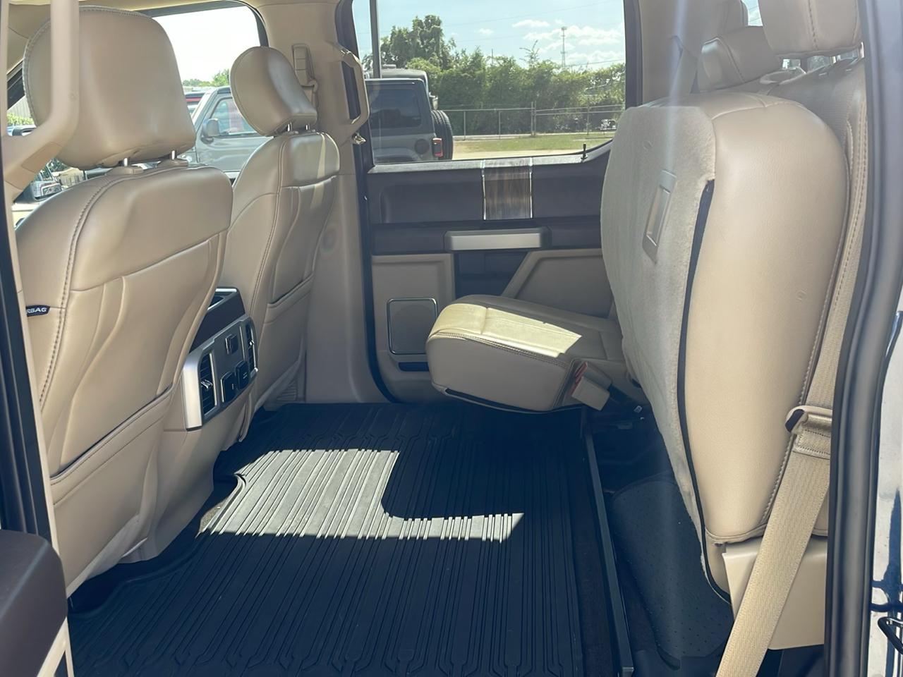 Ford F-150 Lariat 2WD SuperCrew 5.5' Box 2018