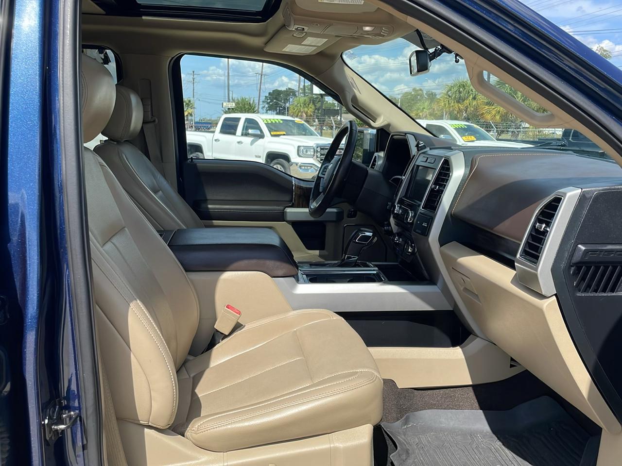 Ford F-150 Lariat 2WD SuperCrew 5.5' Box 2018