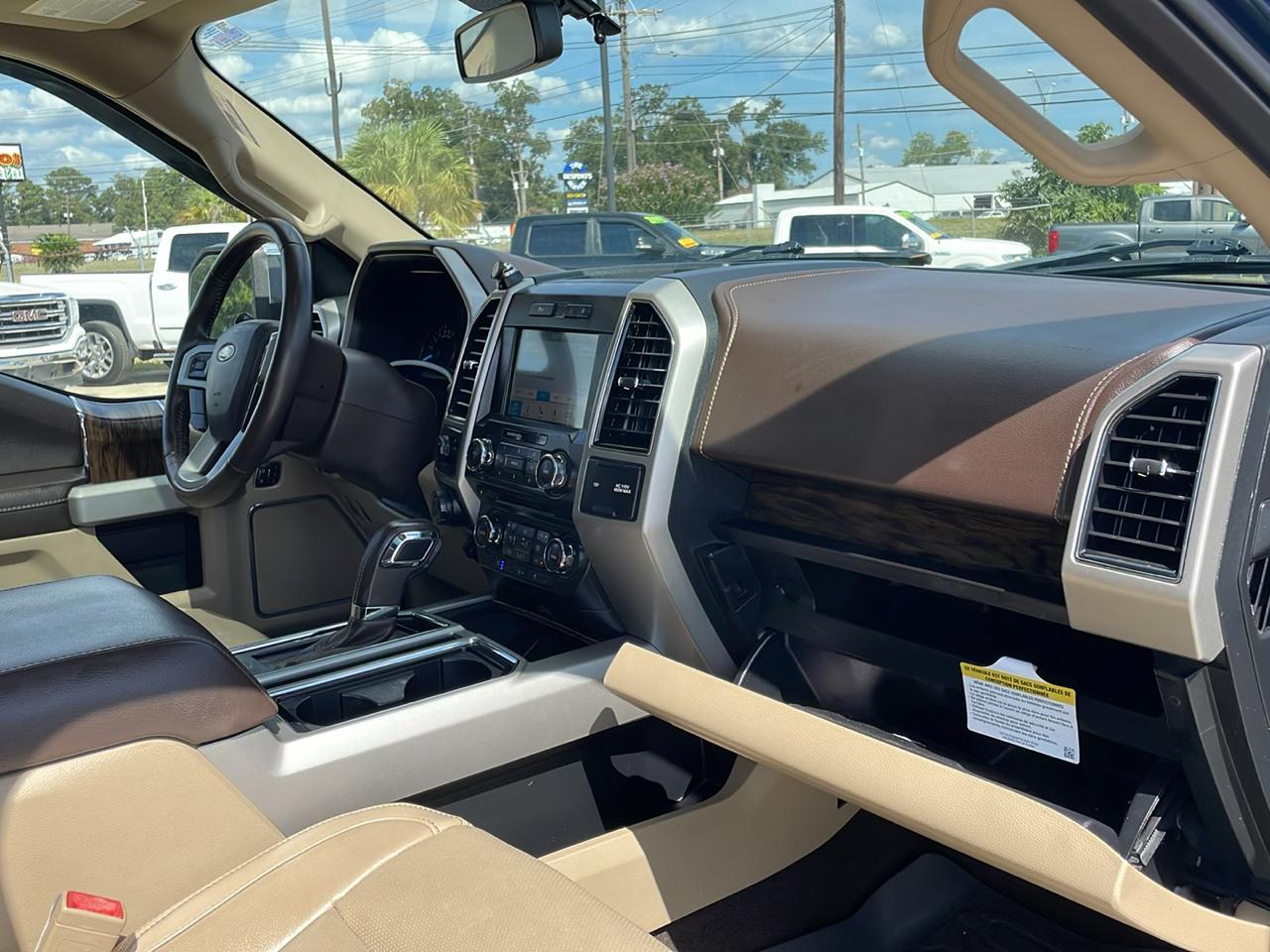 Ford F-150 Lariat 2WD SuperCrew 5.5' Box 2018