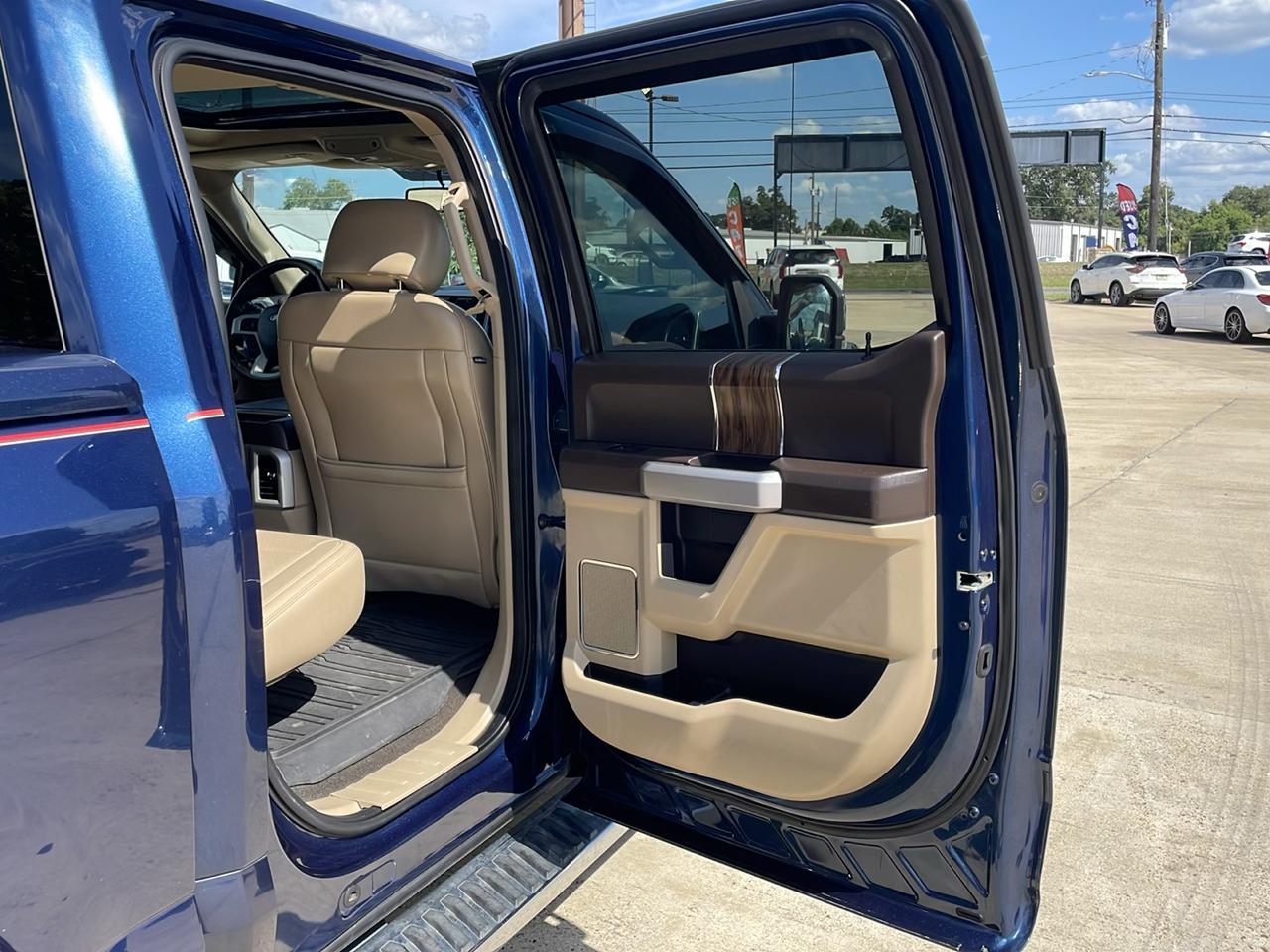 Ford F-150 Lariat 2WD SuperCrew 5.5' Box 2018
