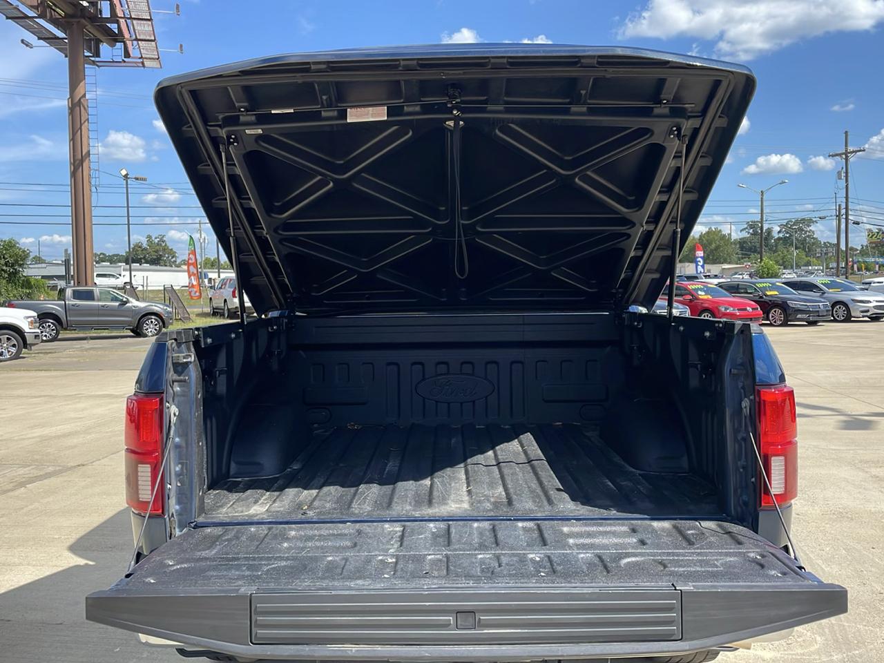 Ford F-150 Lariat 2WD SuperCrew 5.5' Box 2018