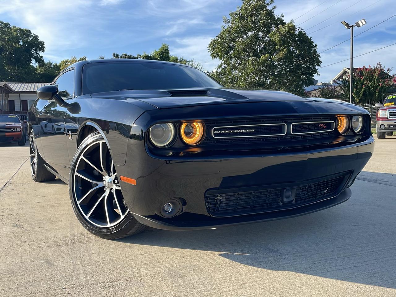Dodge Challenger 2dr Cpe R/T Scat Pack 2015