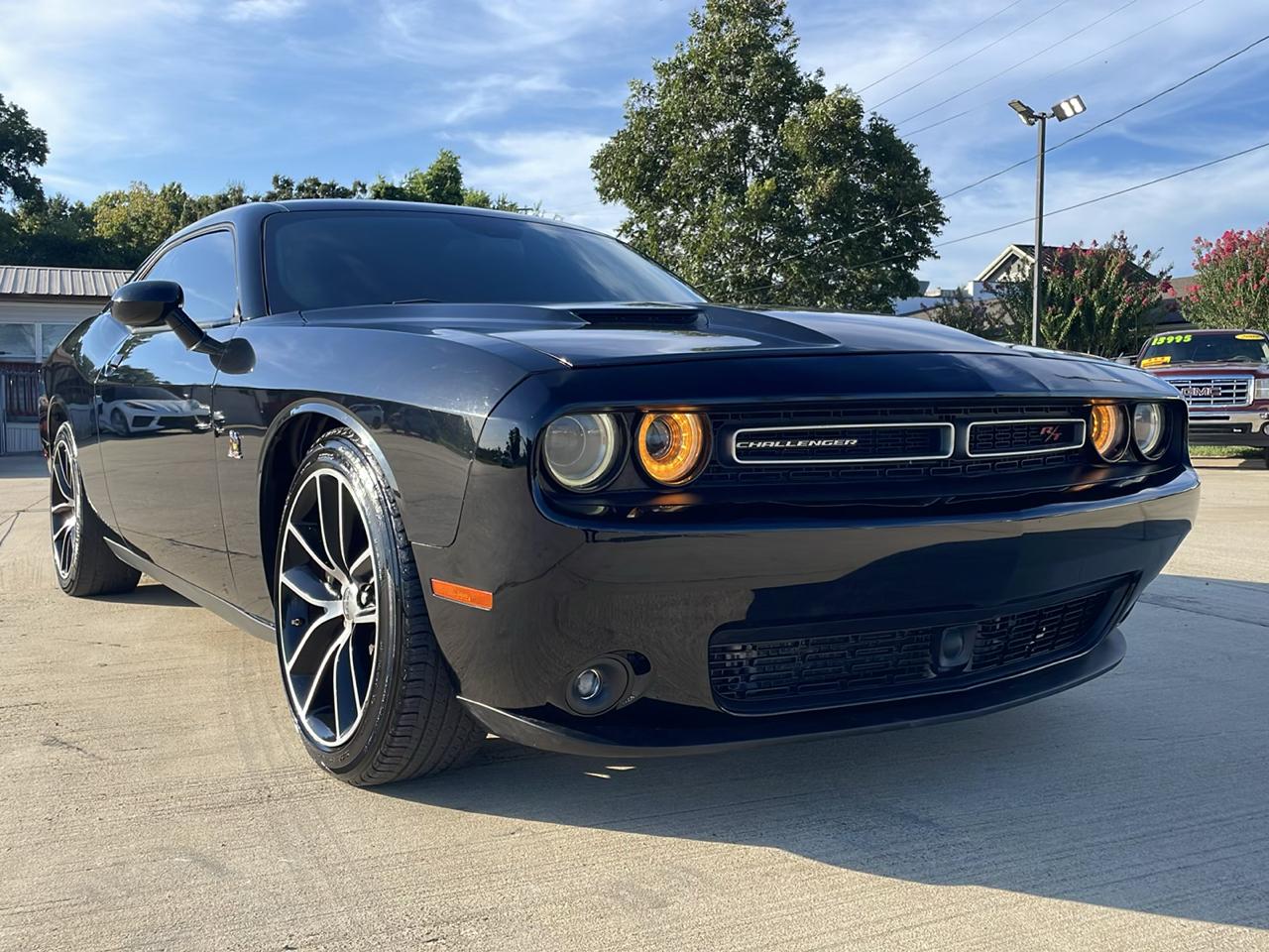 Dodge Challenger 2dr Cpe R/T Scat Pack 2015