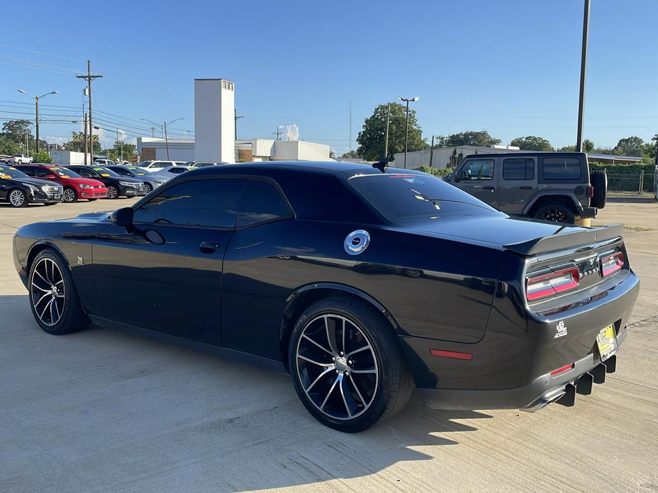 Dodge Challenger 2dr Cpe R/T Scat Pack 2015