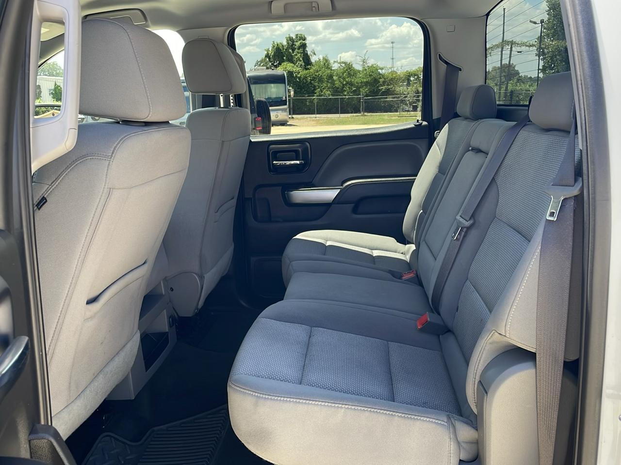Chevrolet Silverado 1500 2WD Crew Cab 143.5" LT w/1LT 2017