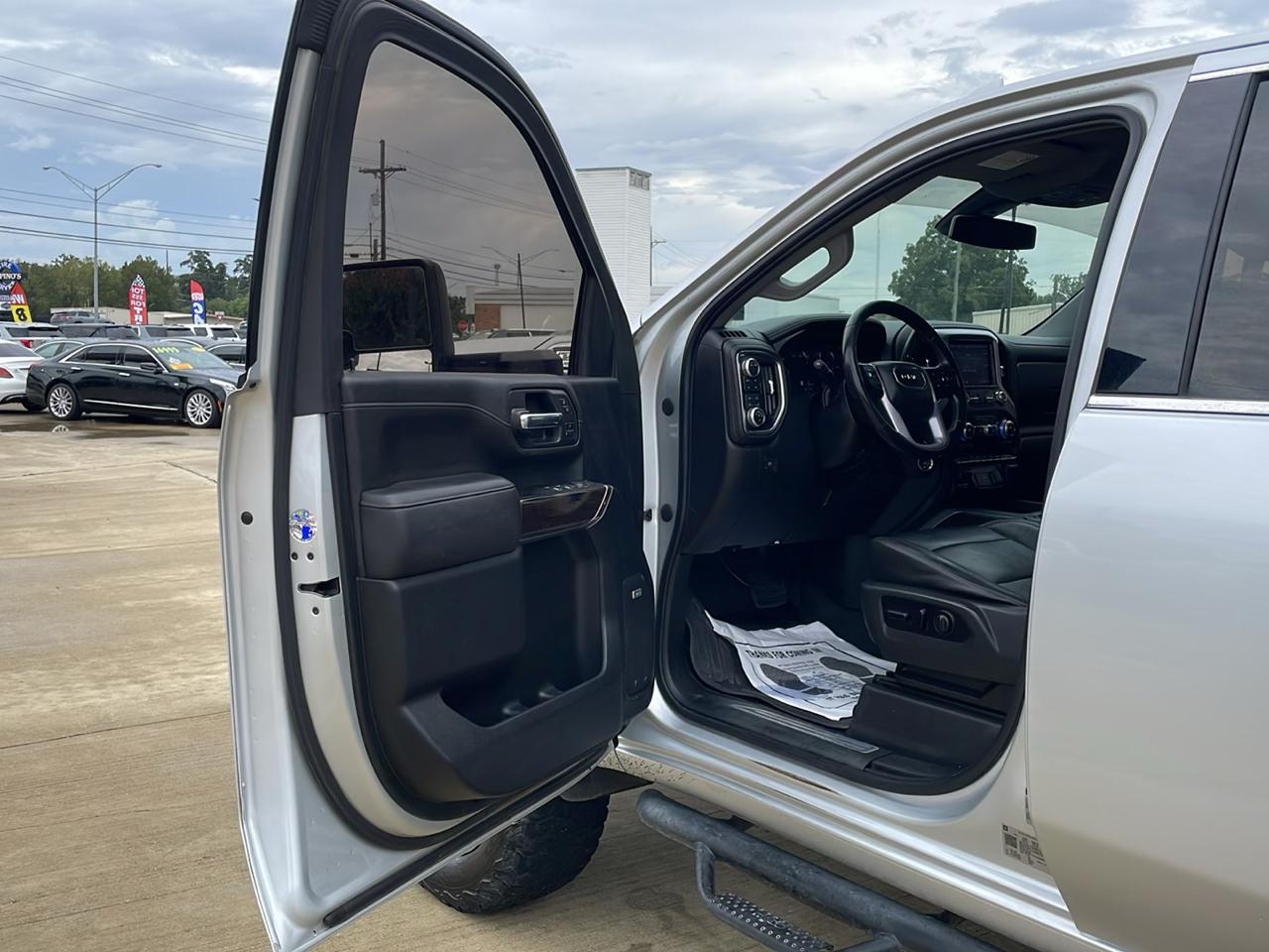 GMC Sierra 2500HD 4WD Crew Cab 159" SLT 2020