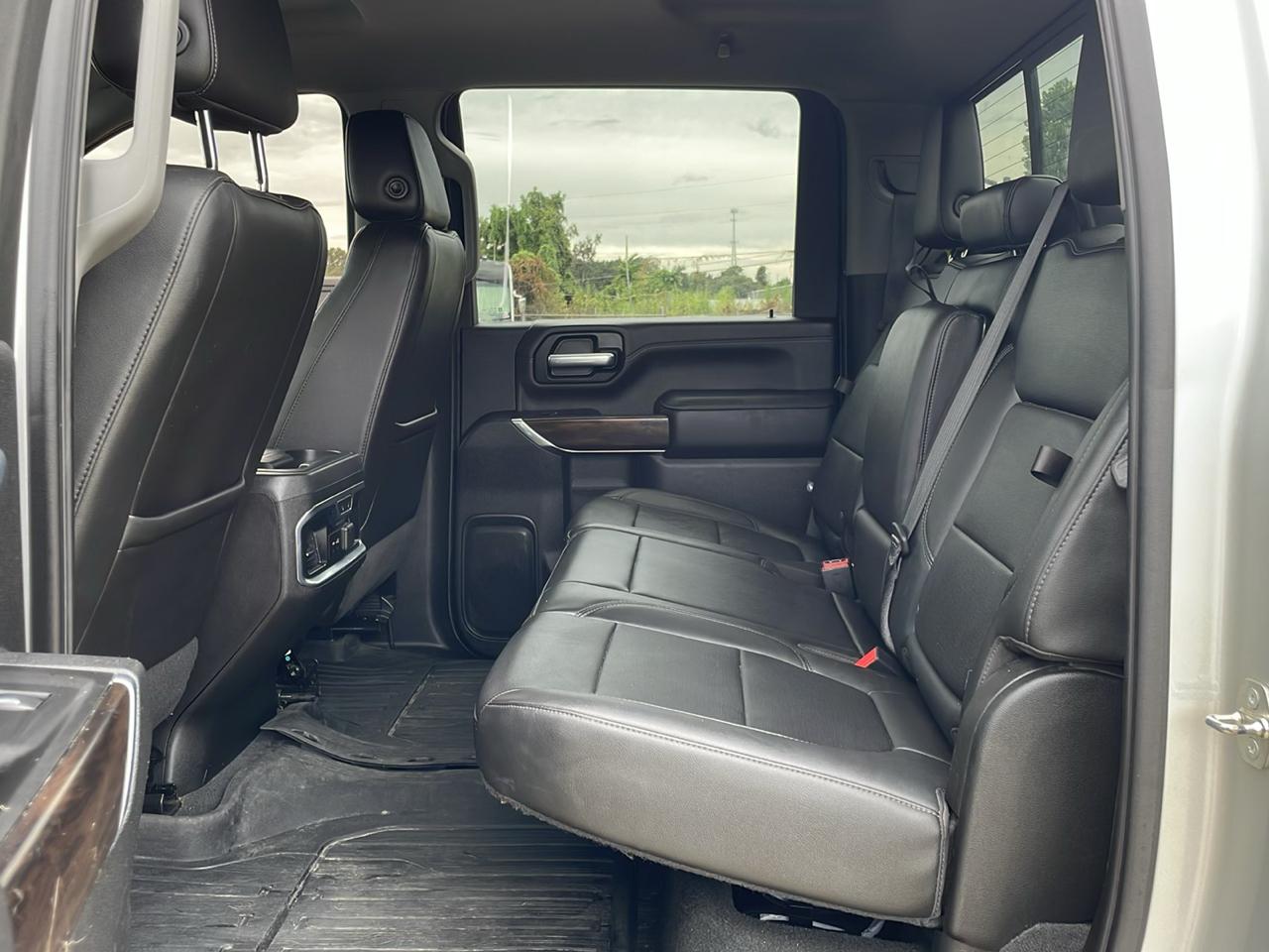 GMC Sierra 2500HD 4WD Crew Cab 159" SLT 2020