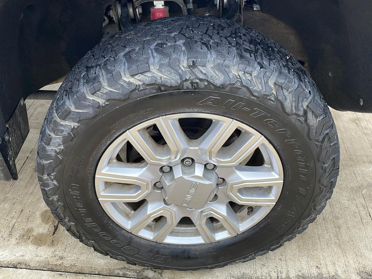 GMC Sierra 2500HD 4WD Crew Cab 159" SLT 2020