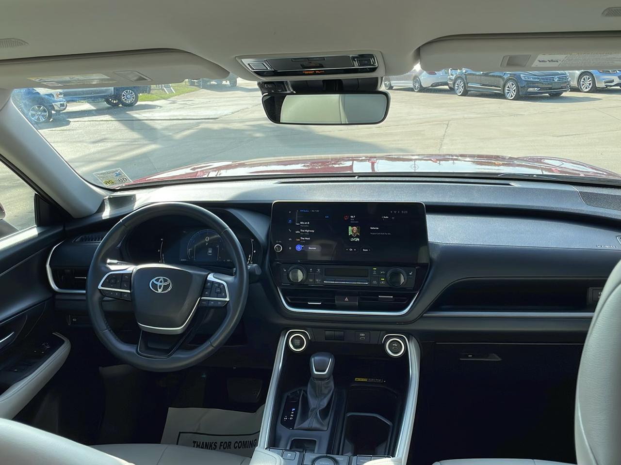Toyota Grand Highlander XLE FWD (Natl) 2024