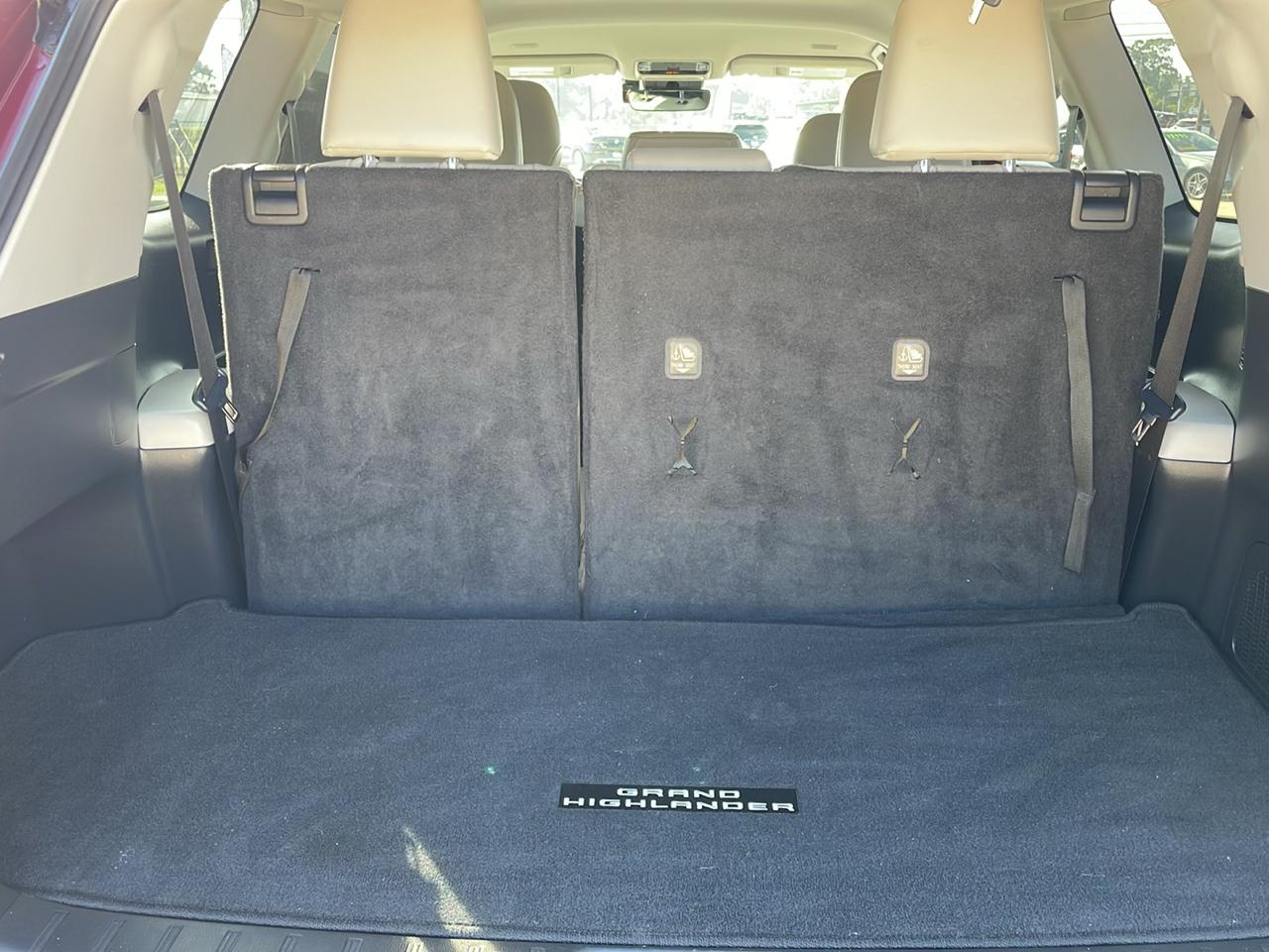 Toyota Grand Highlander XLE FWD (Natl) 2024