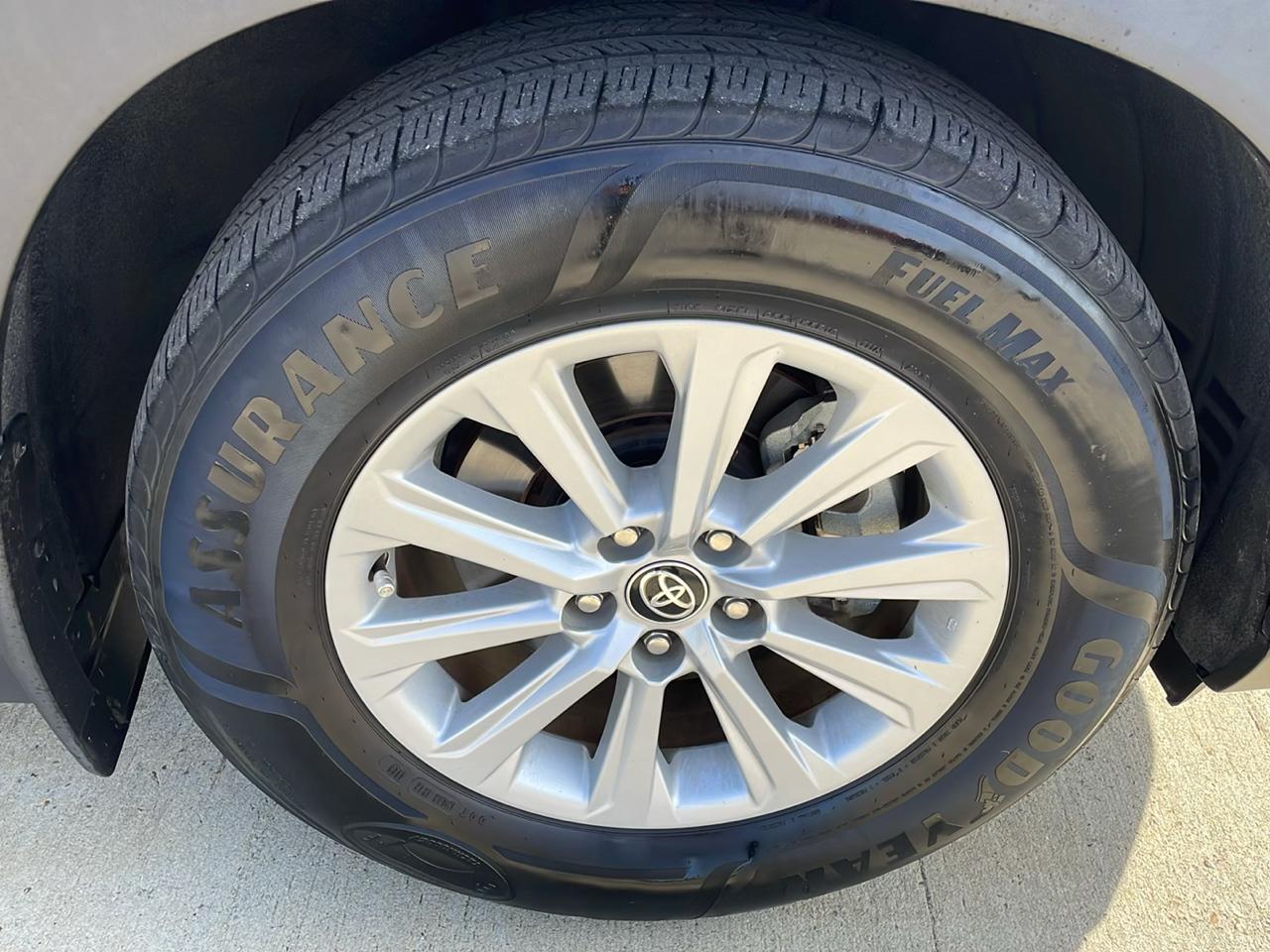 Toyota Grand Highlander XLE FWD (Natl) 2024