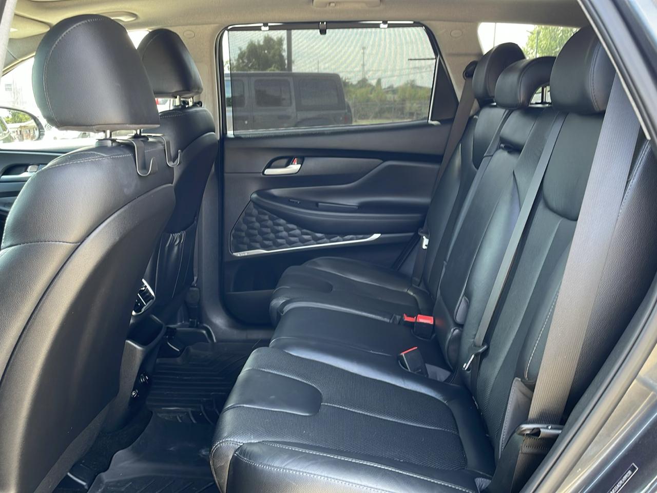 Hyundai Santa Fe SEL 2.4L Auto FWD 2020