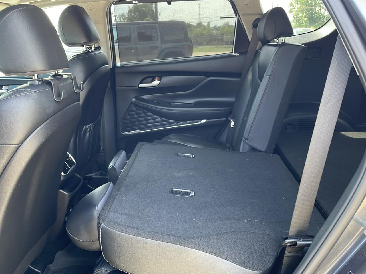 Hyundai Santa Fe SEL 2.4L Auto FWD 2020
