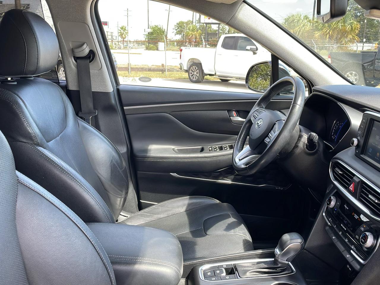 Hyundai Santa Fe SEL 2.4L Auto FWD 2020