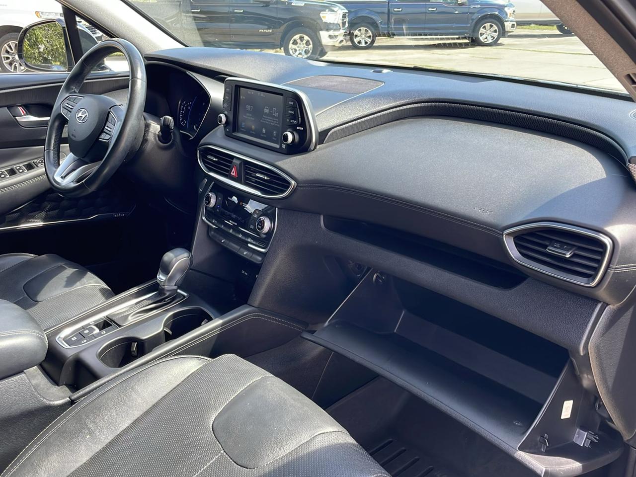 Hyundai Santa Fe SEL 2.4L Auto FWD 2020