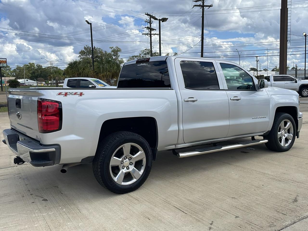 Chevrolet Silverado 1500 4WD Crew Cab 143.5" LT w/1LT 2014