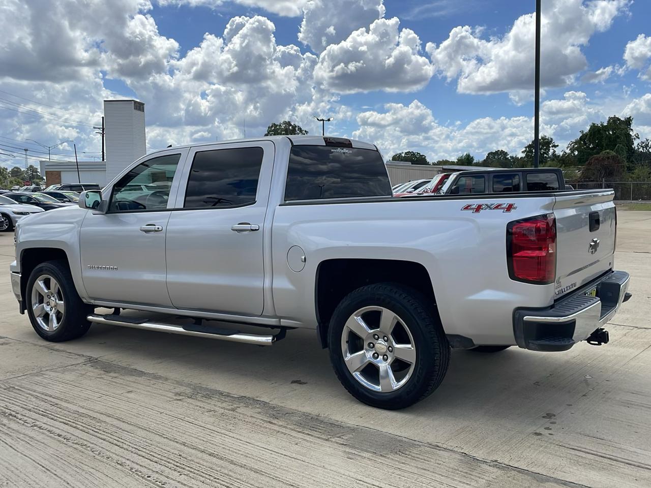Chevrolet Silverado 1500 4WD Crew Cab 143.5" LT w/1LT 2014