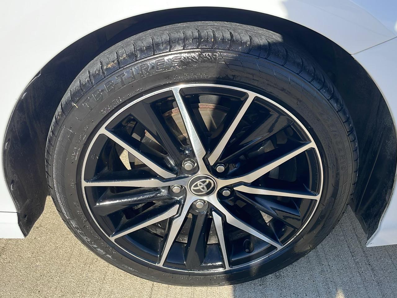 Toyota Camry SE Auto (Natl) 2021