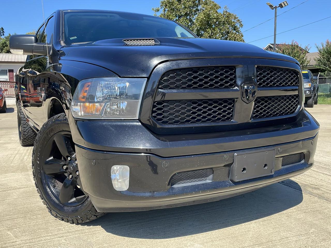 RAM 1500 Classic Lone Star 4x2 Crew Cab 5'7" Box 2019