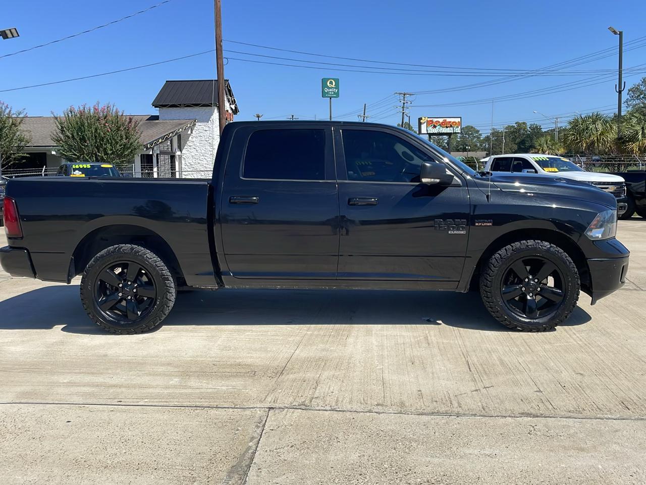 RAM 1500 Classic Lone Star 4x2 Crew Cab 5'7" Box 2019
