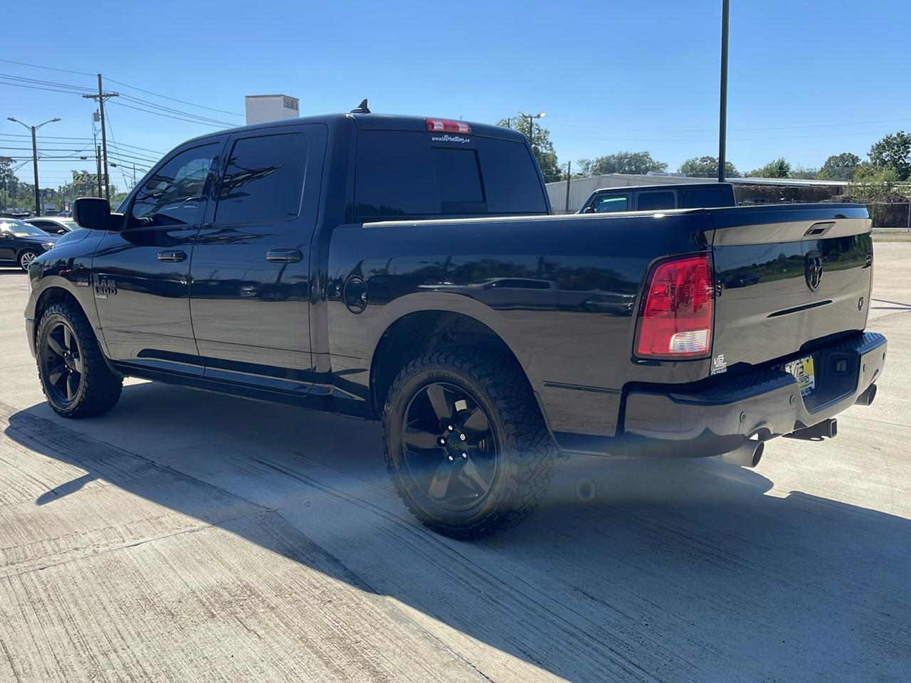RAM 1500 Classic Lone Star 4x2 Crew Cab 5'7" Box 2019