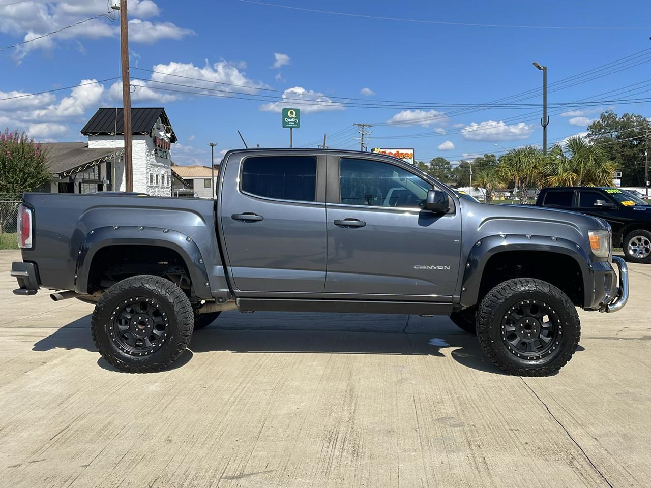 GMC Canyon 2WD Crew Cab 128.3" SLE 2017