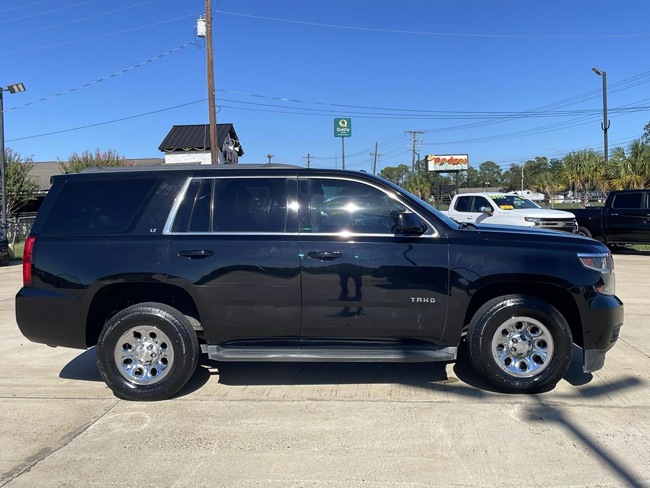 Chevrolet Tahoe 2WD 4dr LT 2015