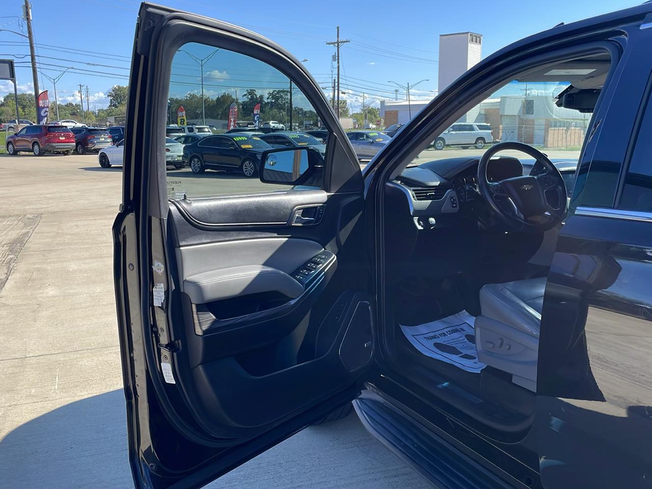 Chevrolet Tahoe 2WD 4dr LT 2015