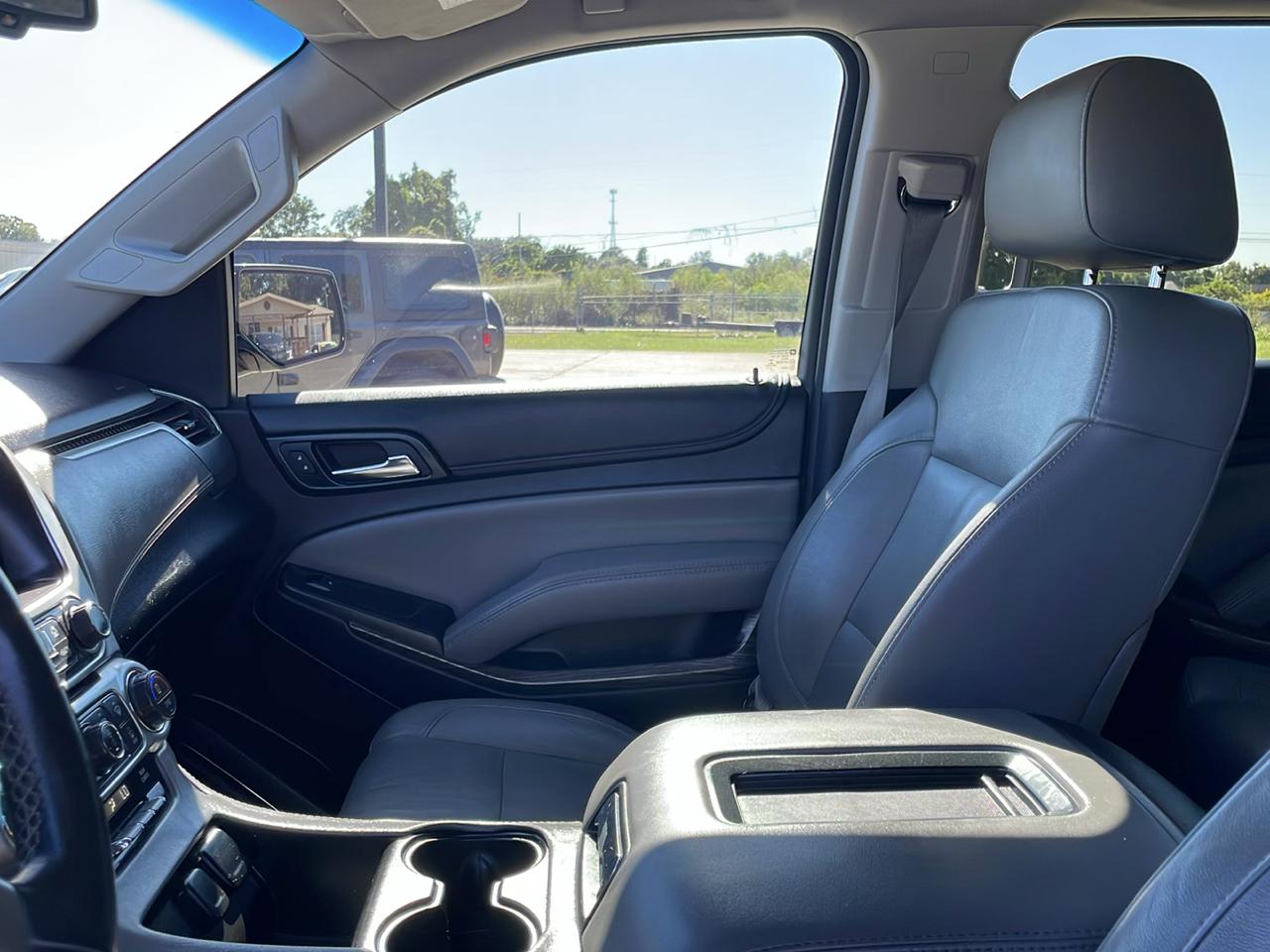 Chevrolet Tahoe 2WD 4dr LT 2015