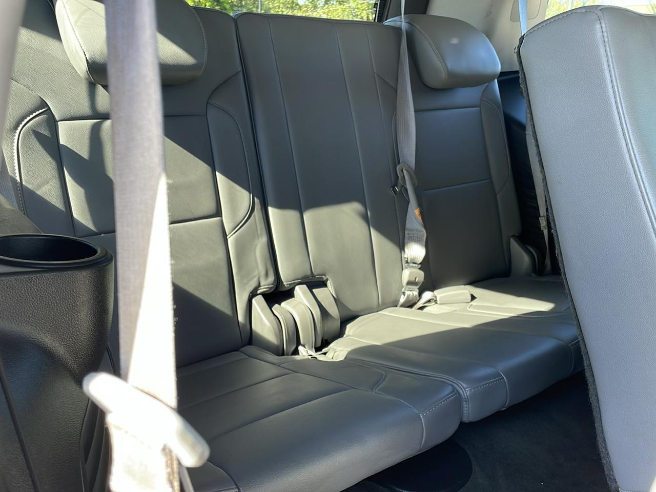 Chevrolet Tahoe 2WD 4dr LT 2015