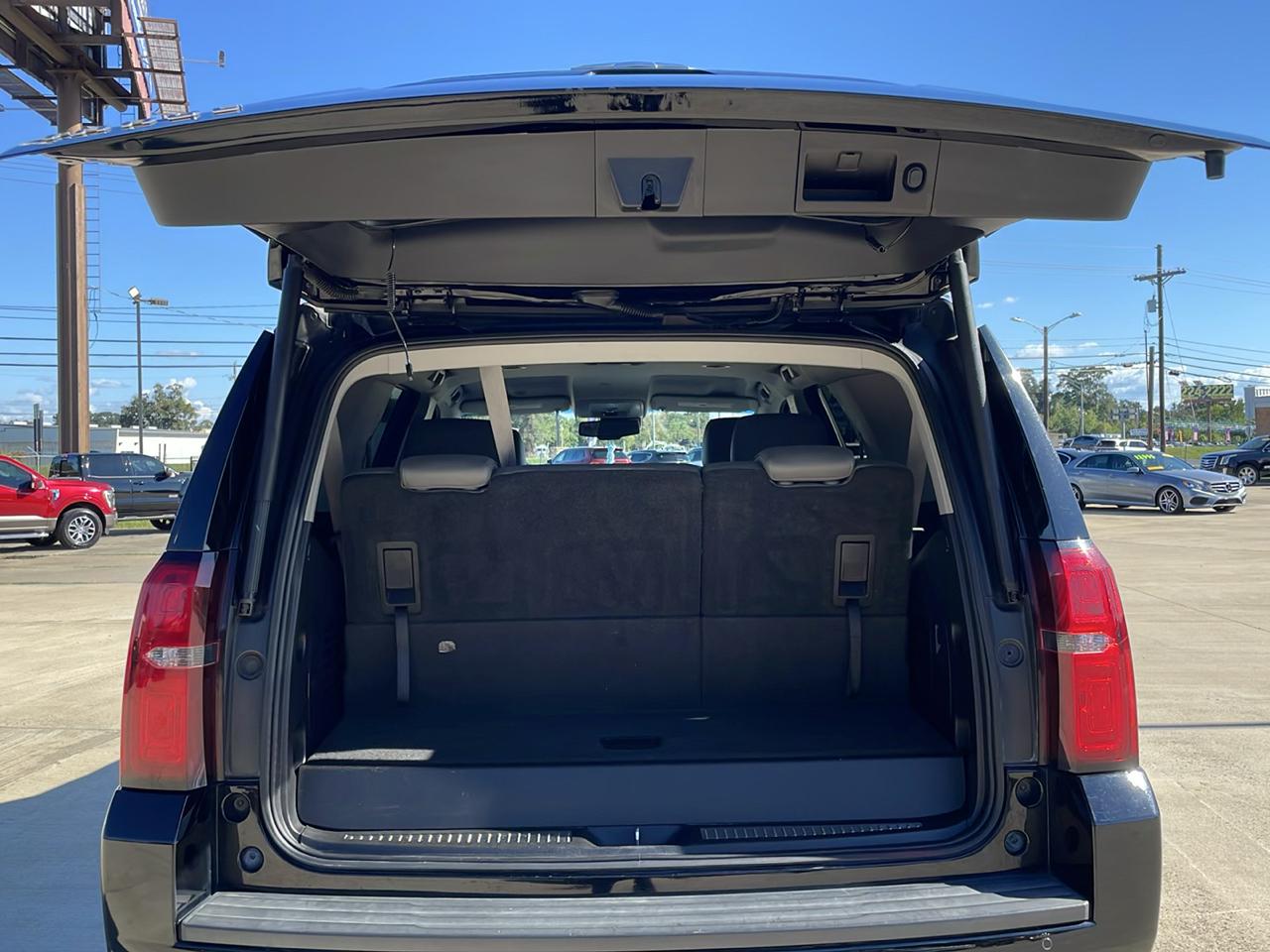 Chevrolet Tahoe 2WD 4dr LT 2015
