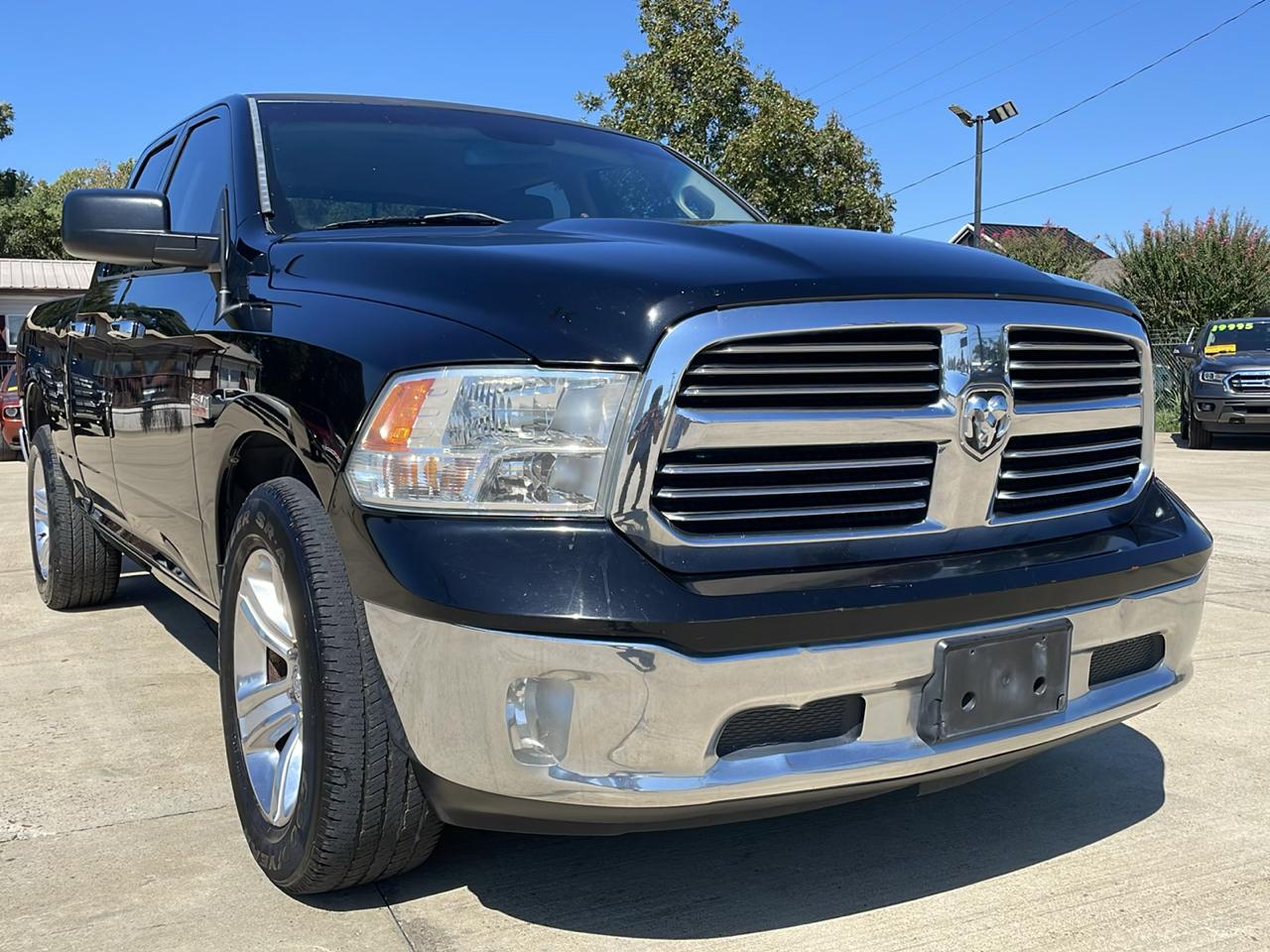 RAM 1500 2WD Quad Cab 140.5" Outdoorsman 2014