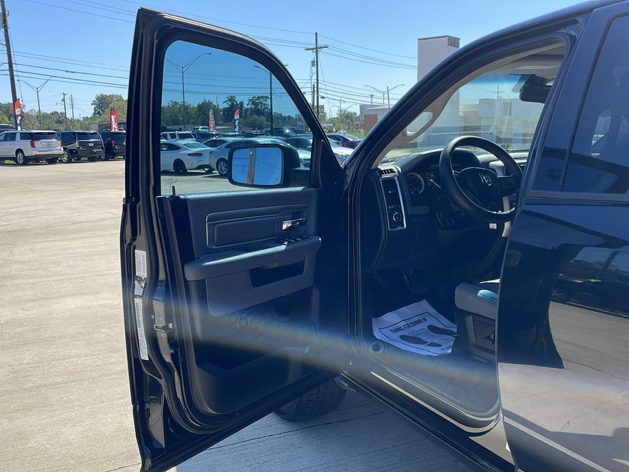 RAM 1500 2WD Quad Cab 140.5" Outdoorsman 2014