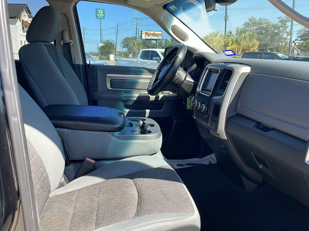 RAM 1500 2WD Quad Cab 140.5" Outdoorsman 2014