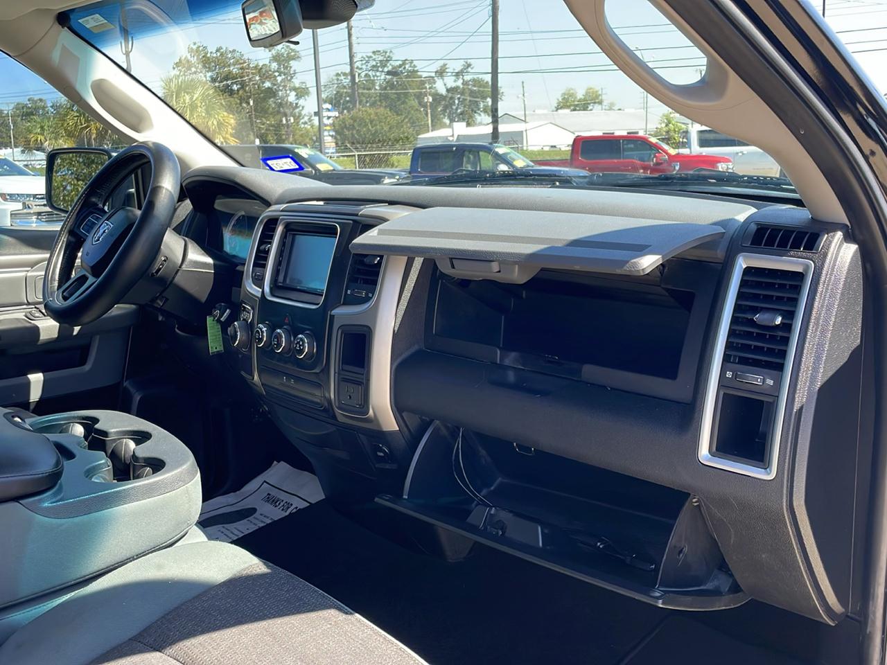 RAM 1500 2WD Quad Cab 140.5" Outdoorsman 2014