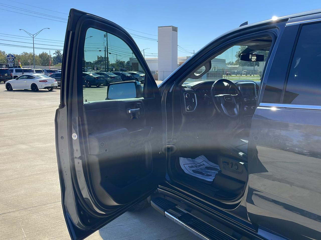 GMC Sierra 1500 4WD Crew Cab 147" SLT 2021