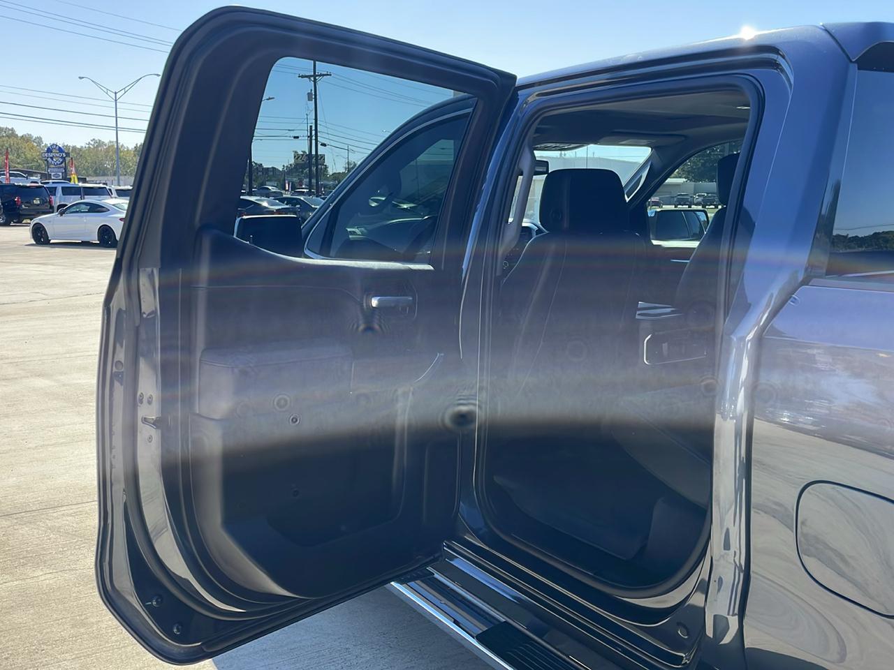 GMC Sierra 1500 4WD Crew Cab 147" SLT 2021