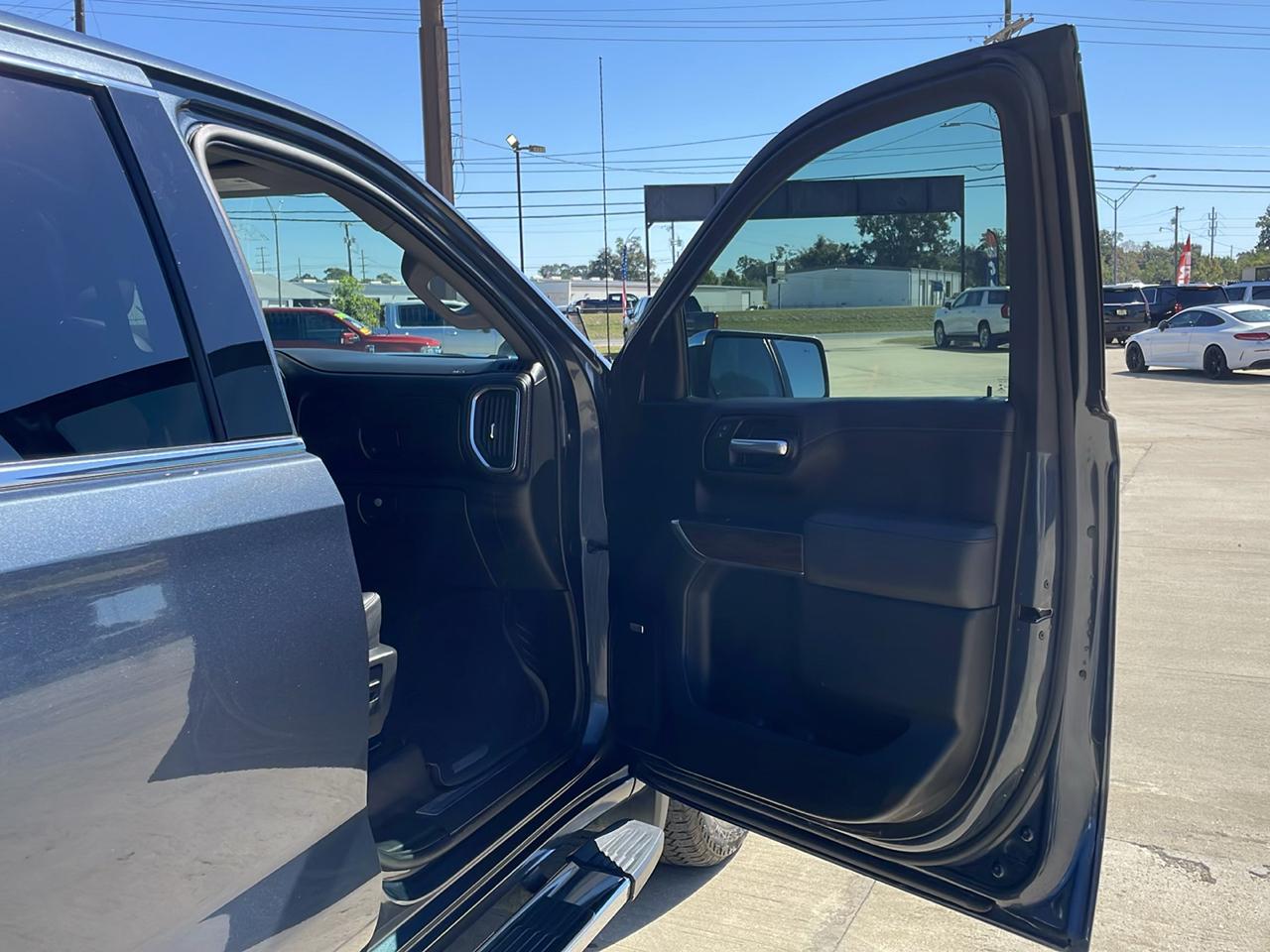 GMC Sierra 1500 4WD Crew Cab 147" SLT 2021