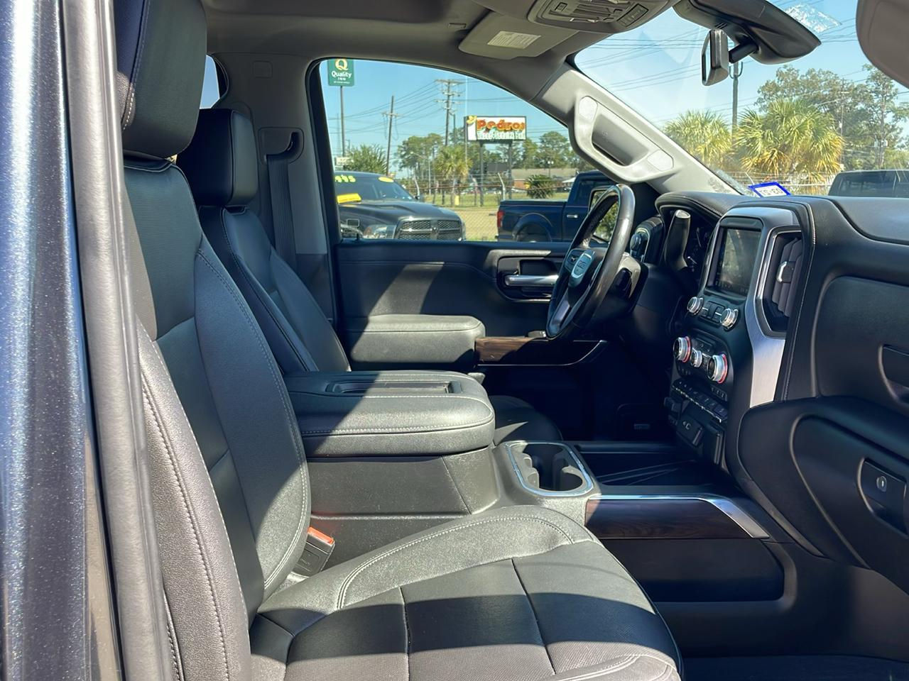 GMC Sierra 1500 4WD Crew Cab 147" SLT 2021