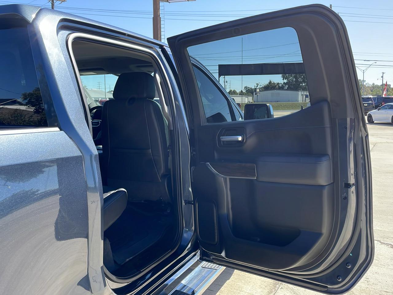 GMC Sierra 1500 4WD Crew Cab 147" SLT 2021