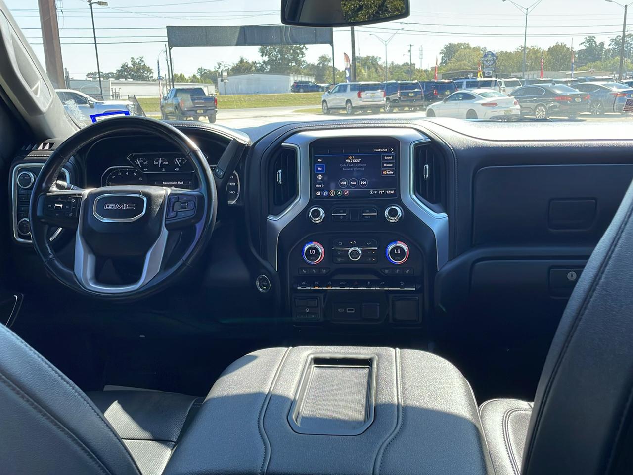 GMC Sierra 1500 4WD Crew Cab 147" SLT 2021