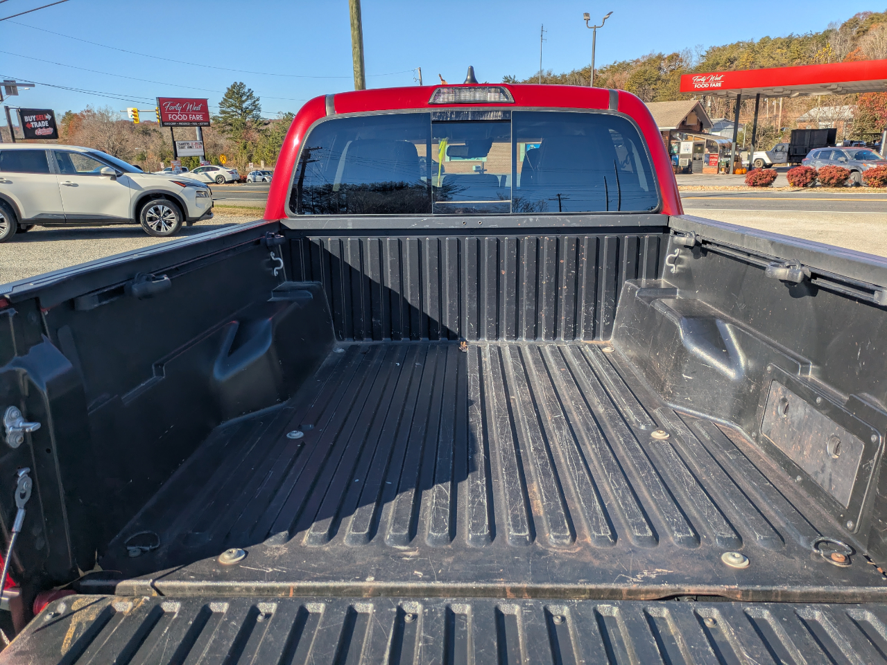 2023 Toyota Tacoma SR5 Double Cab Long Bed V6 4x4 photo 3