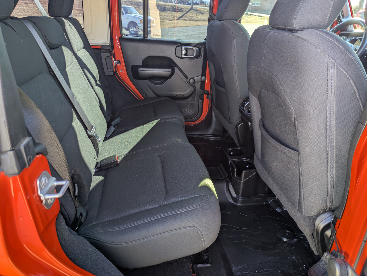 Jeep Wrangler Unlimited Sport 2018