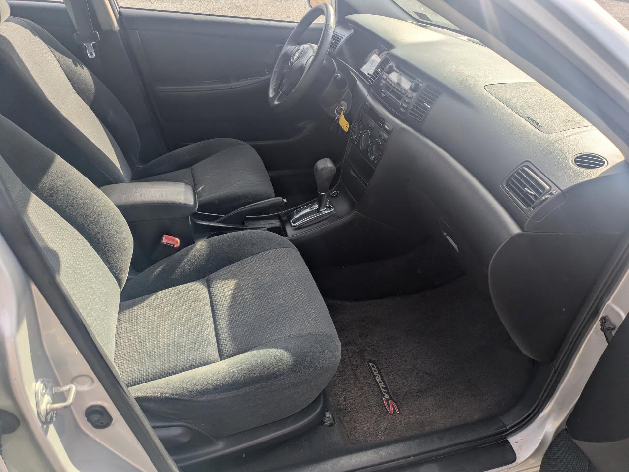 Toyota Corolla S 2004