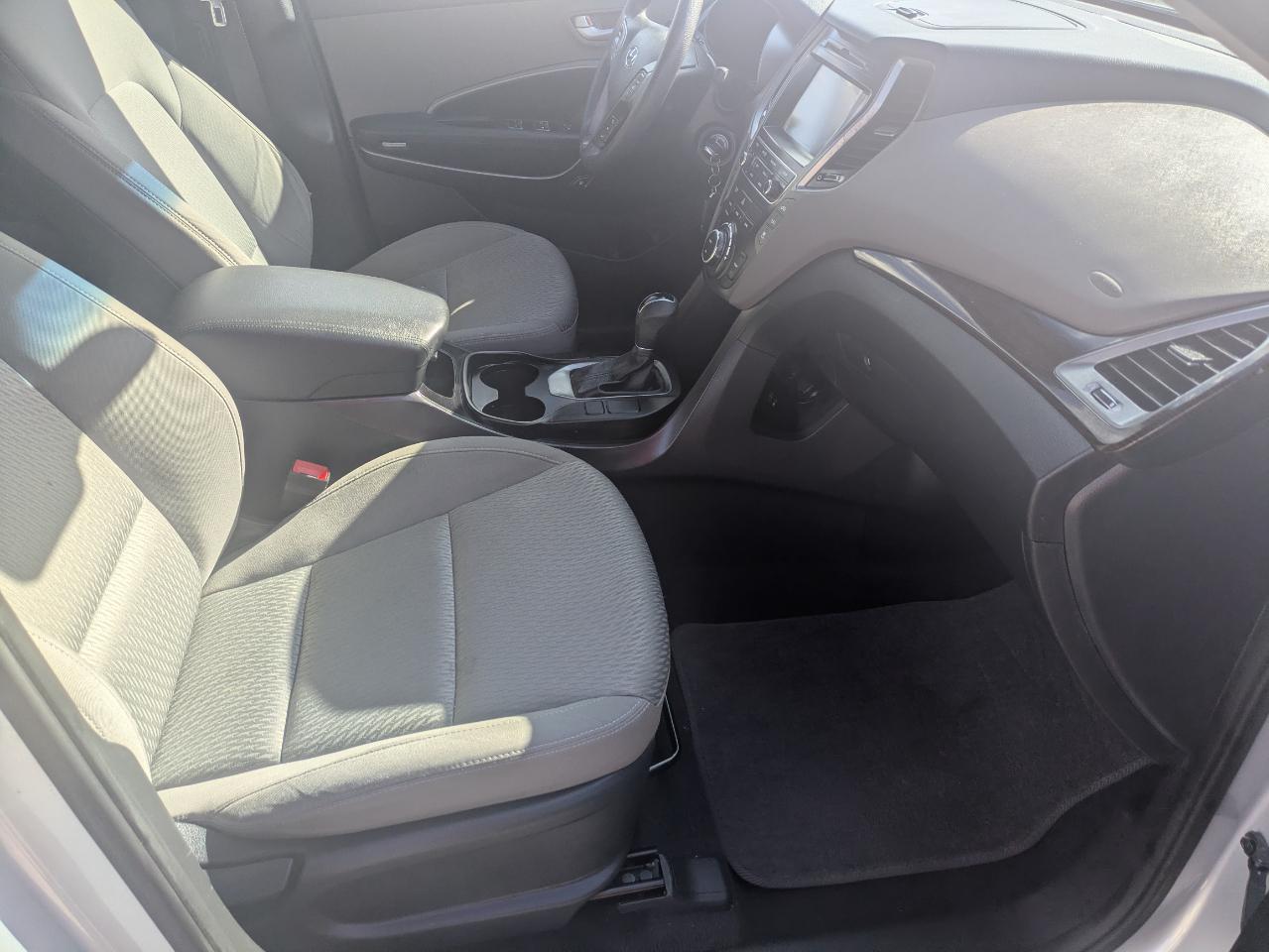 Hyundai Santa Fe SE AWD 2017