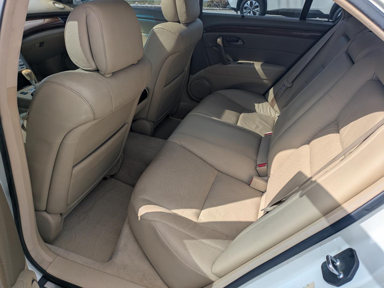 Acura RL 3.5RL with Navigation System 2005